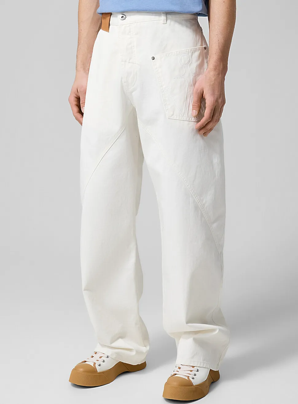 Twisted white carpenter jean