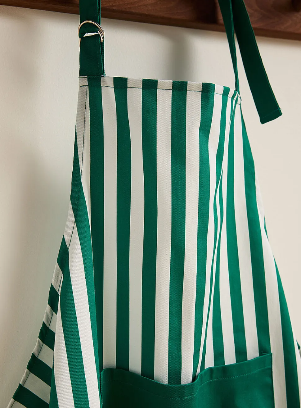 Umbrella stripes apron