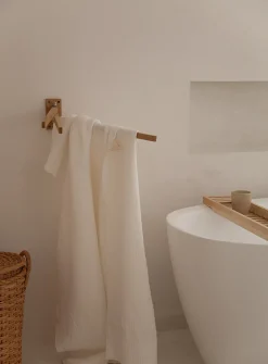 Waffled cotton bath sheet
