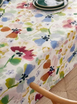 Watercolour flowers tablecloth