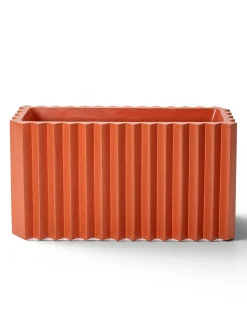 Zigzag rectangular indoor/outdoor planter